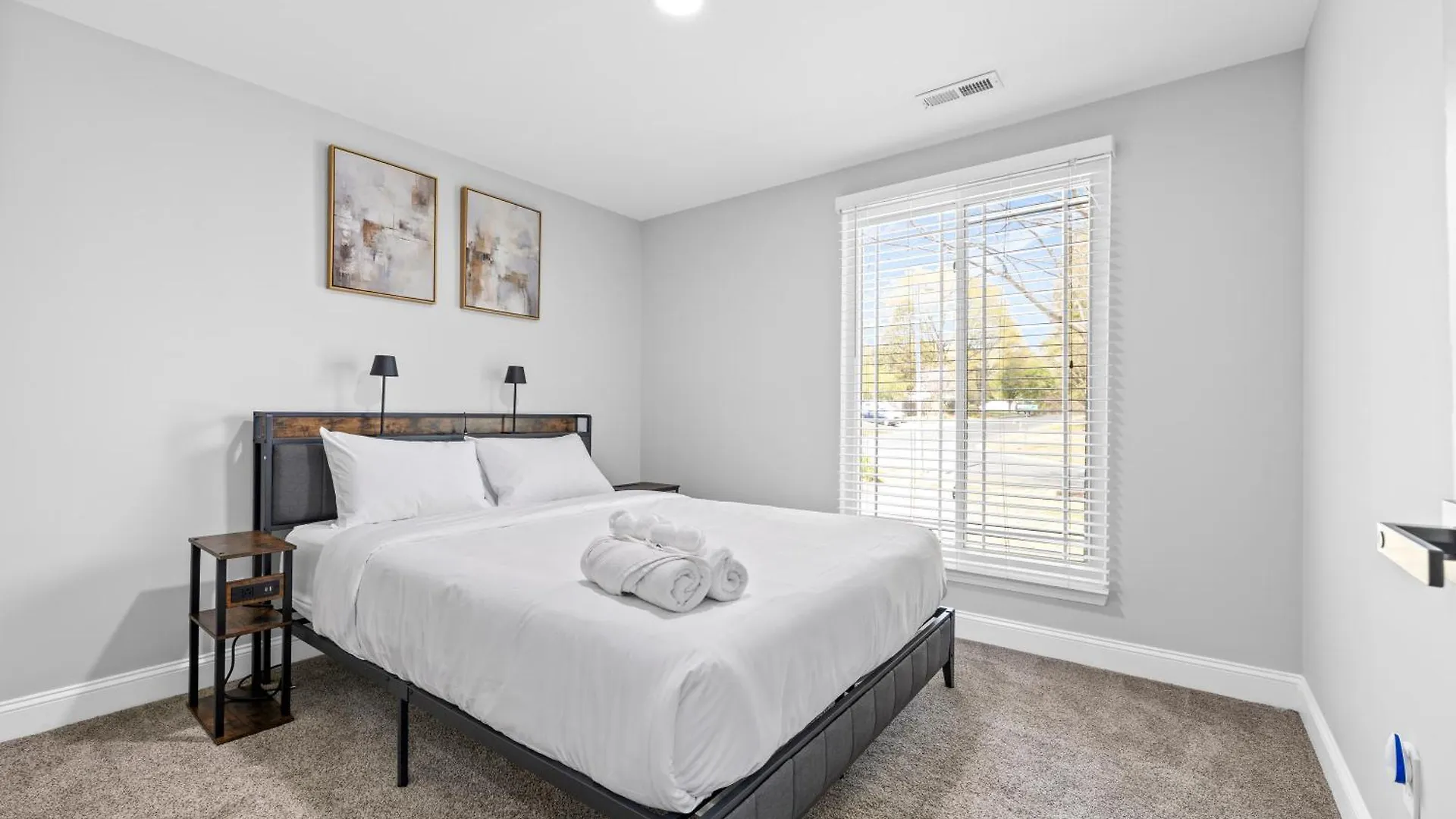 בית נופש הוילה שרלוט Quail Ridge 3Br House