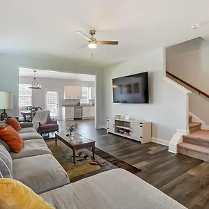New!! Cozy In Charlotte, Near White Water Center, Uptown & Airport! Charlotte