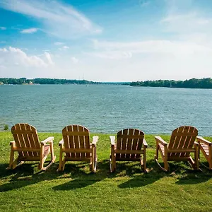 Lakefront Studio With Private Porch #39 At Long Cove Charlotte